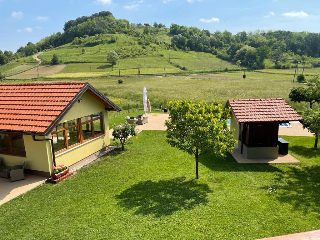 Ruralna Kuca 'Villa Zagorka' Za Odmor Sa Bazenom I Bocalistem Donja Pacetina Exterior photo