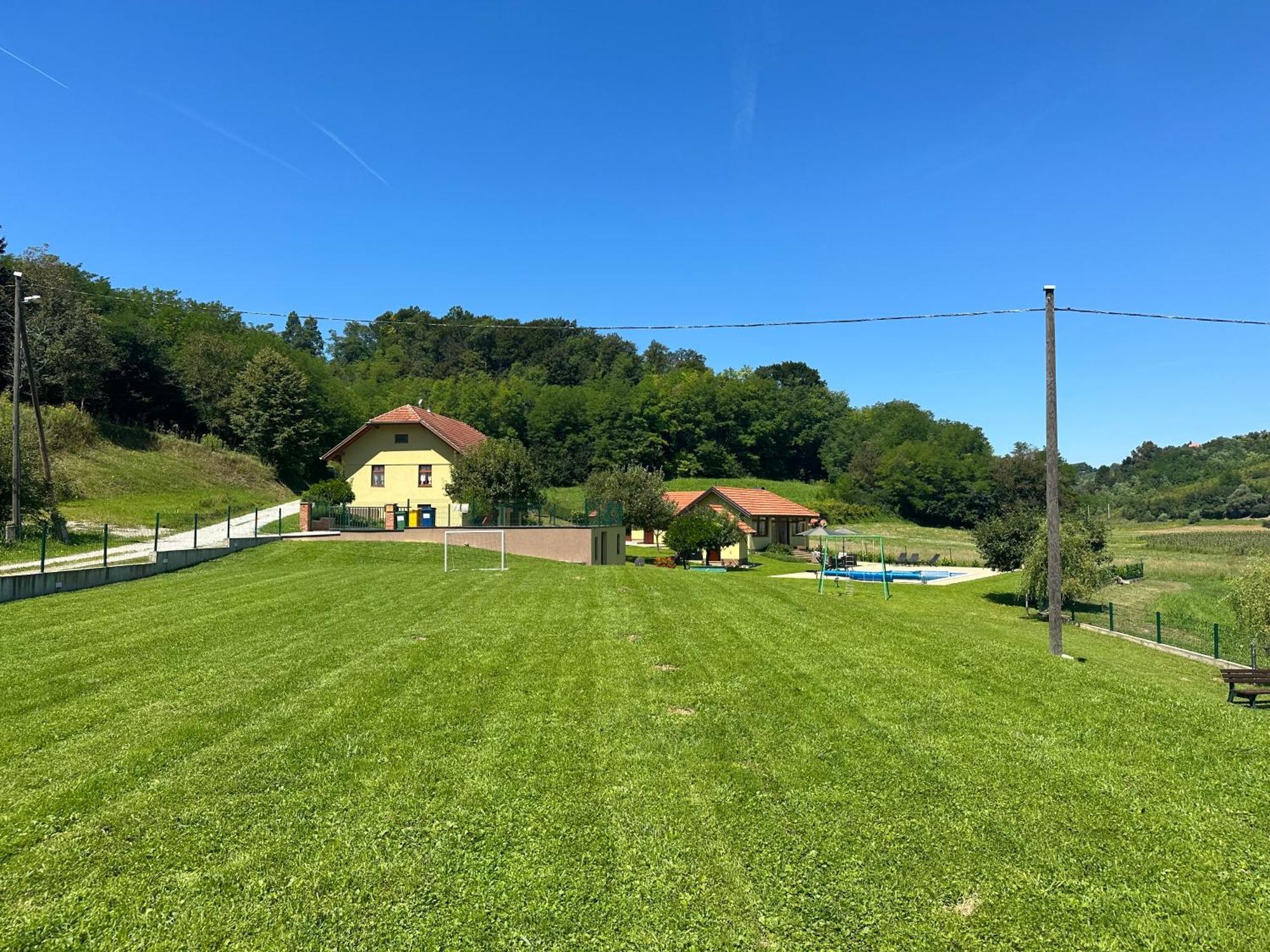 Ruralna Kuca 'Villa Zagorka' Za Odmor Sa Bazenom I Bocalistem Donja Pacetina Exterior photo
